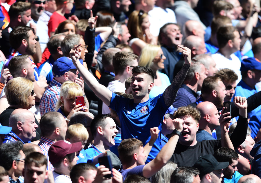 Photo by Mark Runnacles/Getty Images