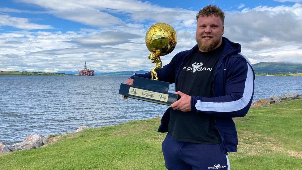 tom stoltman rangers world's strongest man