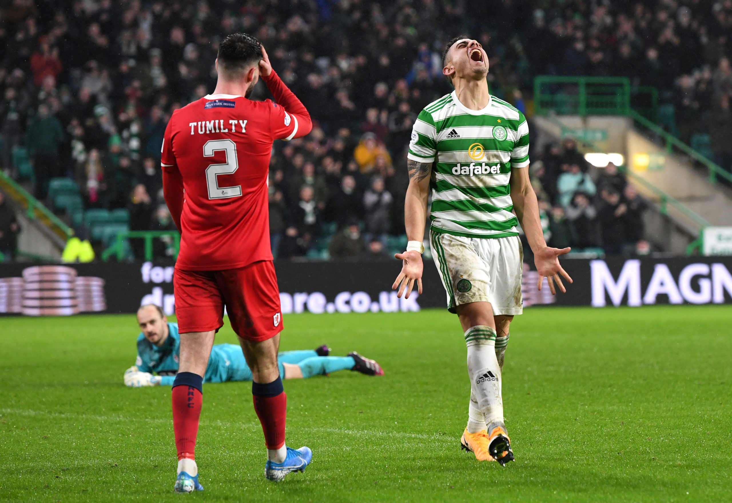 Photo by Mark Runnacles/Getty Images