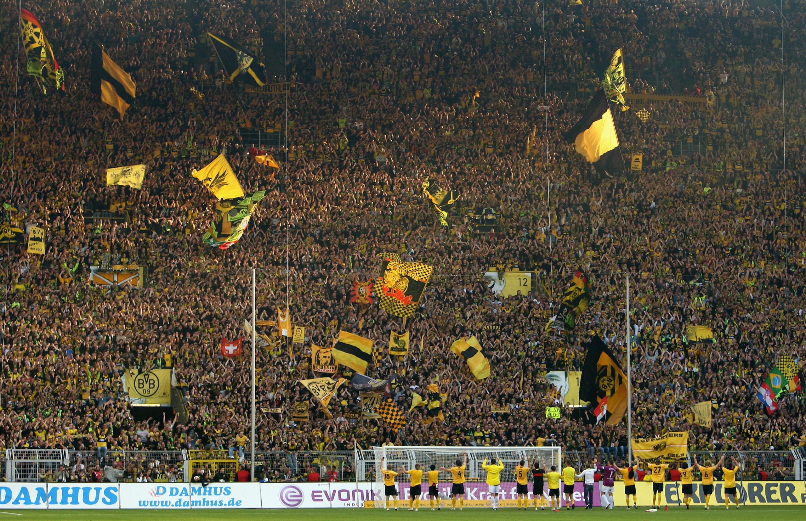 Photo by Vladimir Rys/Bongarts/Getty Images