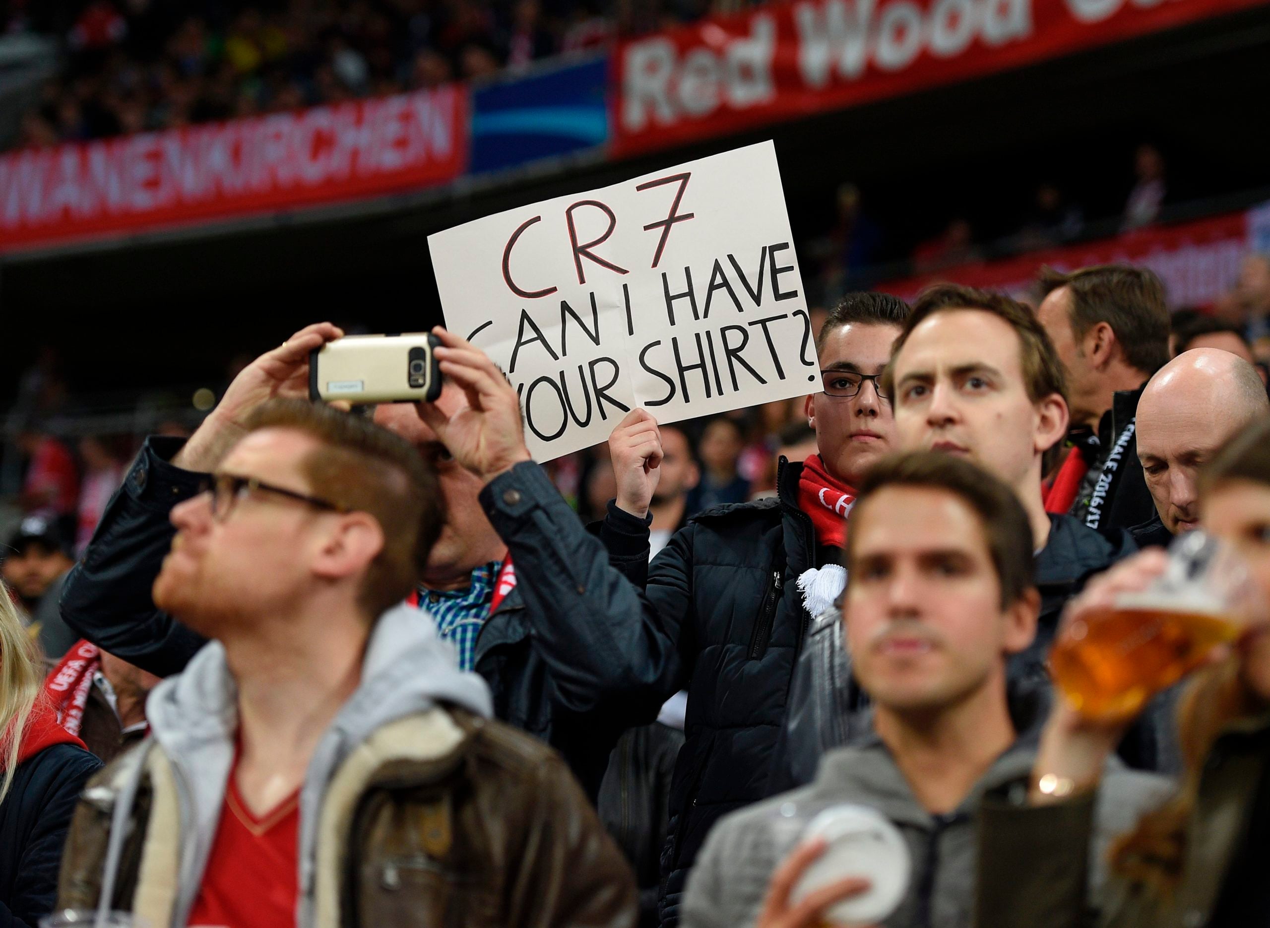 Photo credit should read LLUIS GENE/AFP via Getty Images