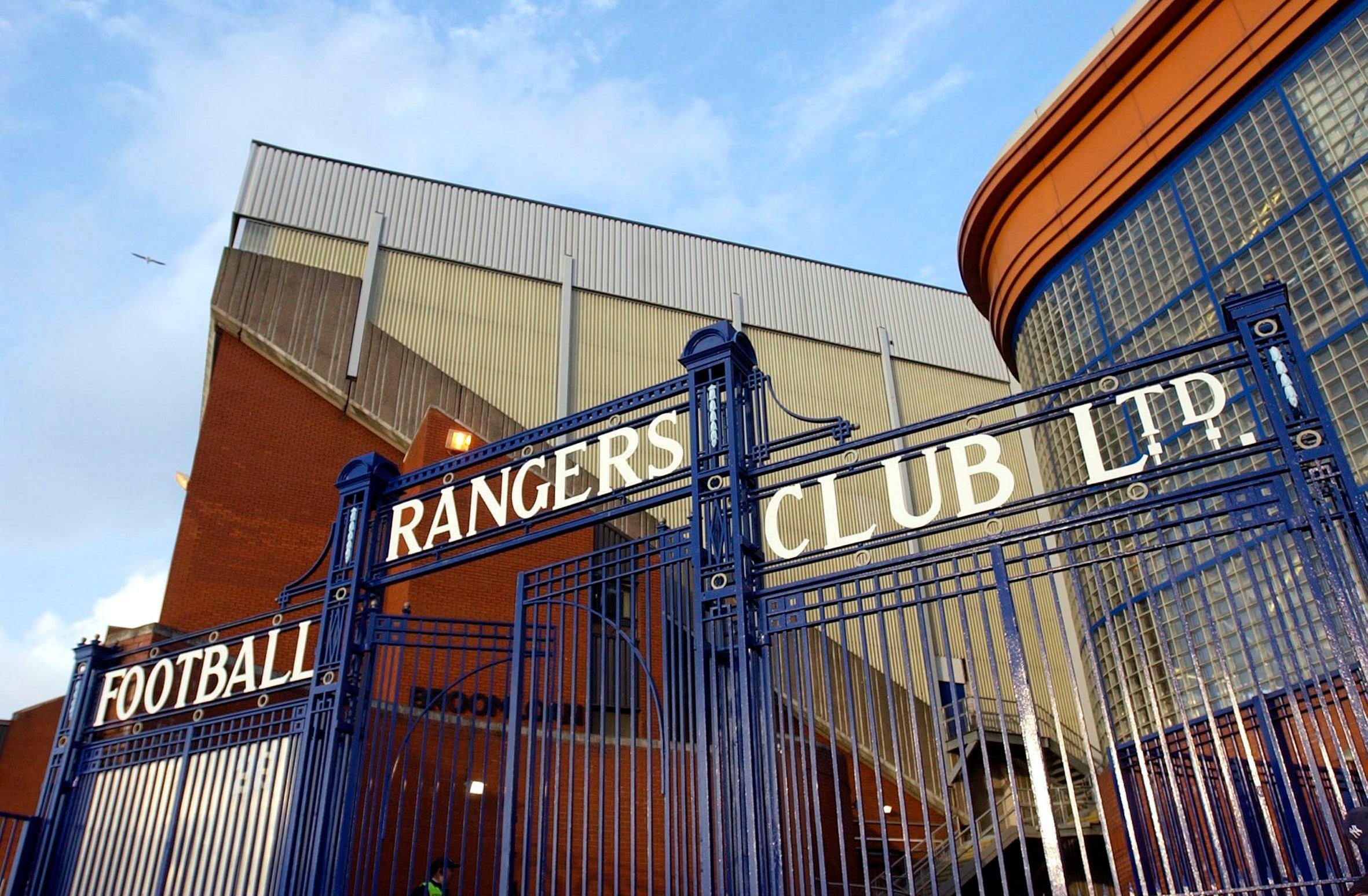 Rangers shareholders make £450k investment amid Ibrox board row