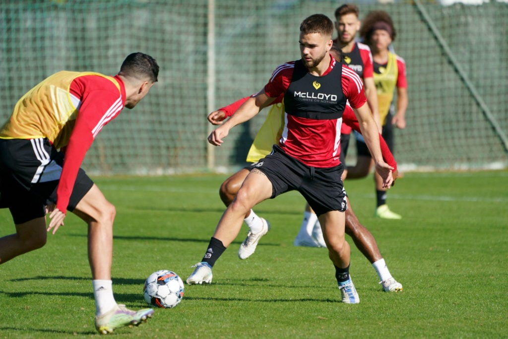 SOCCER SPAIN WINTER CAMP STANDARD THURSDAY