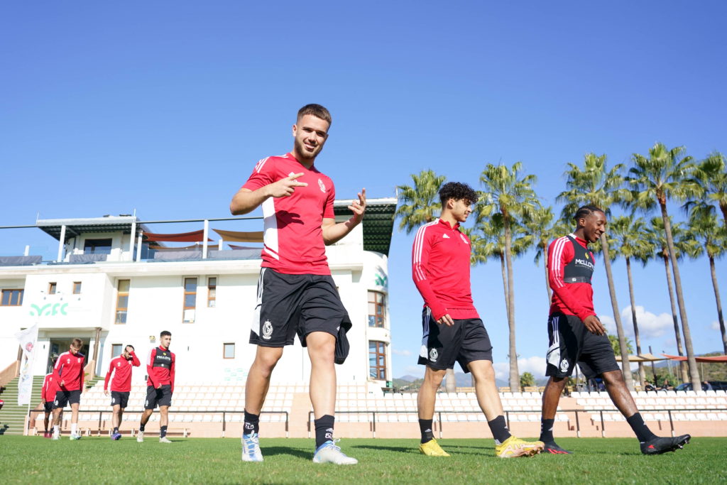 SOCCER SPAIN WINTER CAMP STANDARD THURSDAY