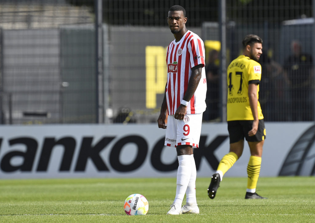 Borussia Dortmund v Antalyaspor - Pre-Season Friendly