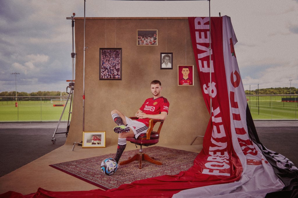 Manchester United UNveil New Signing Mason Mount