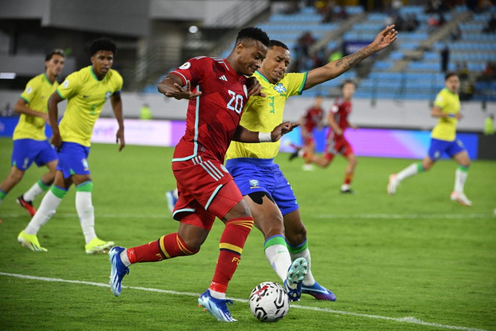 OLY-FBL-U23-BRA-COL