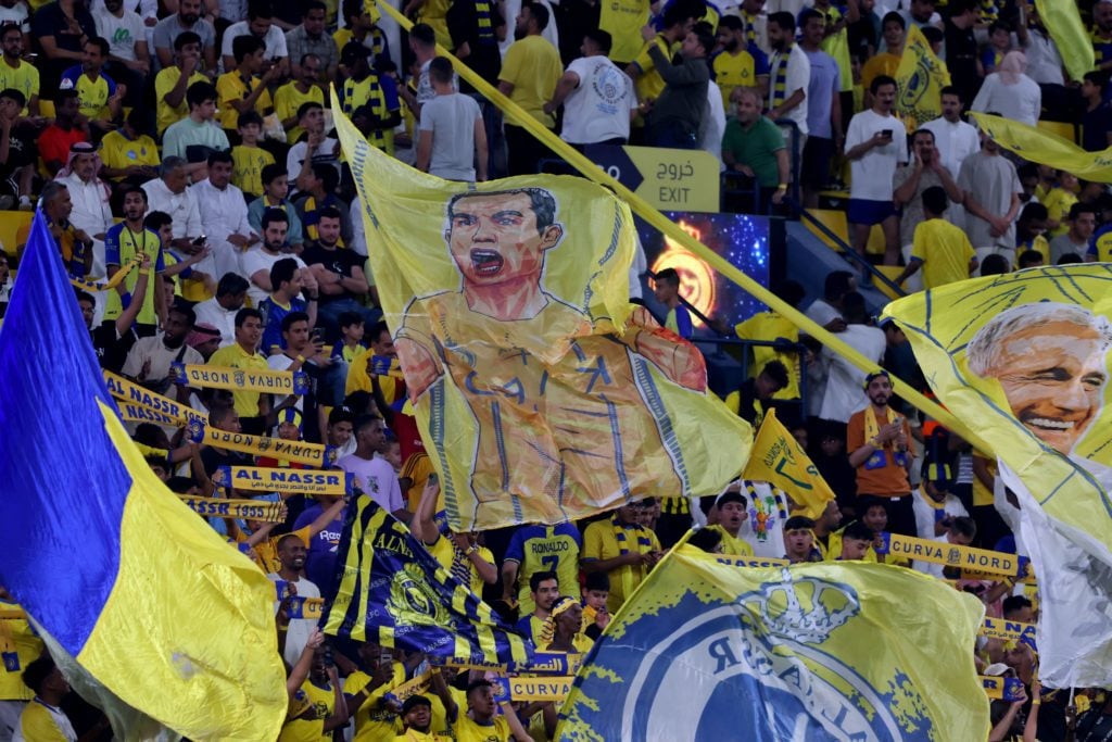 TOPSHOT-FBL-KSA-NASSR-SHABAB-FANS