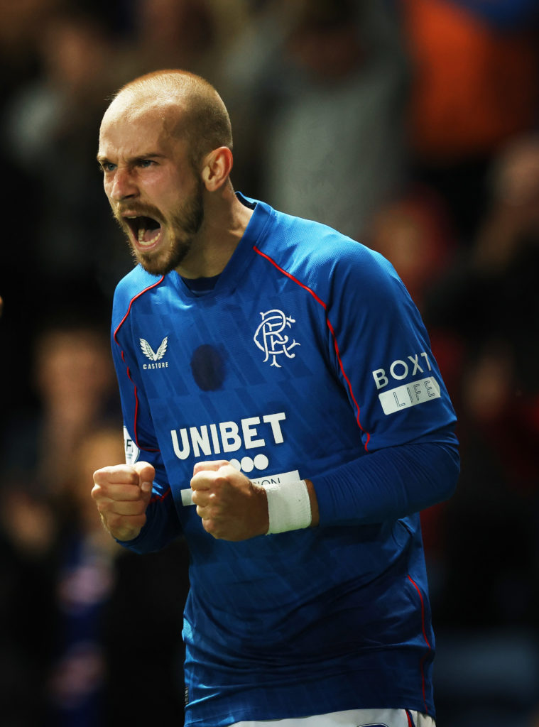 Rangers FC v St. Johnstone FC - William Hill Premiership