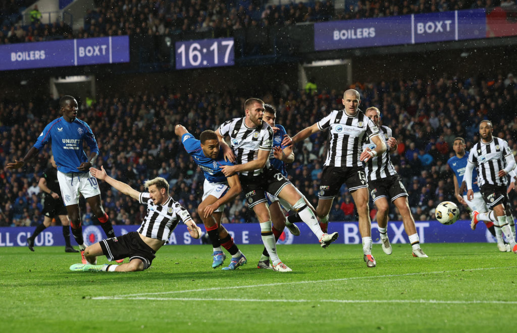 Rangers FC v St. Mirren FC - William Hill Premiership