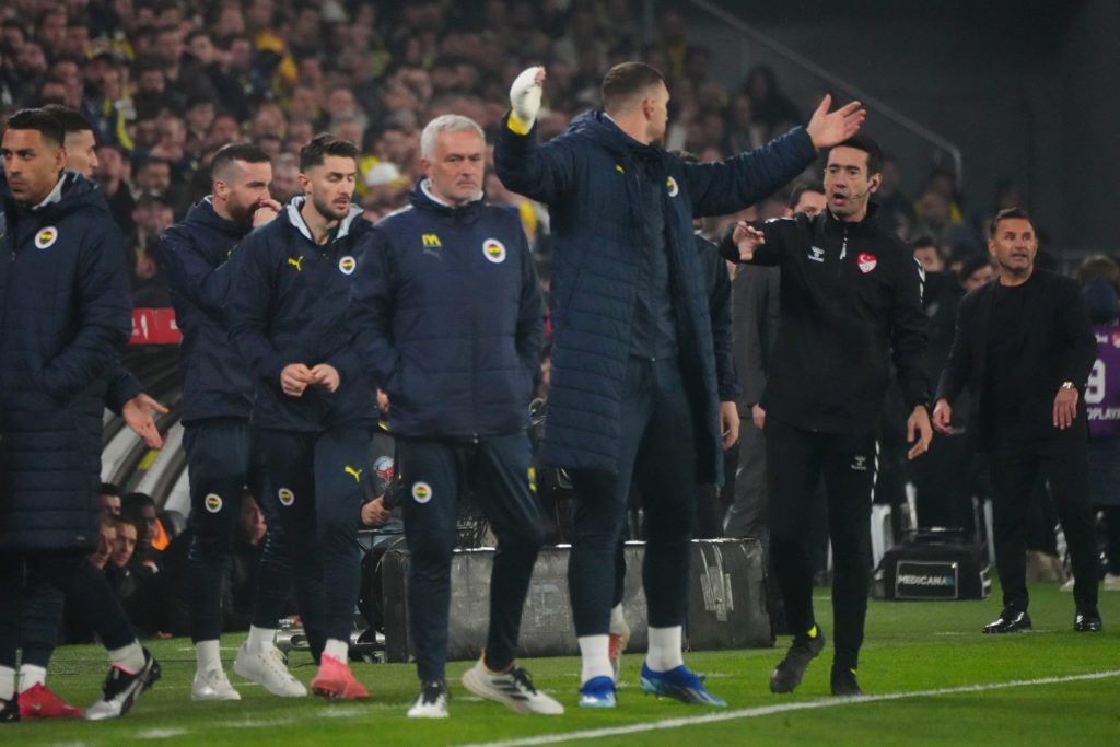 Fenerbahce v Galatasaray - Ziraat Turkish Cup - Quarter Final