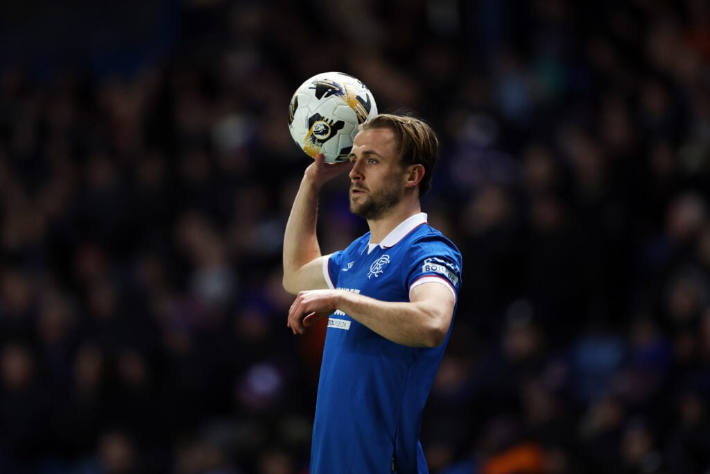 Tuur Rommens taking a throw-in.